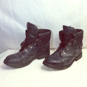 Roxy ankle boots size 8 1/2